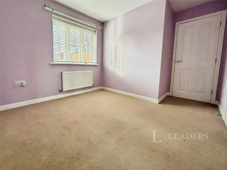 4 bedroom house to rent Chestnut Place, Cringleford, Norwich, NR4 - Photo 2