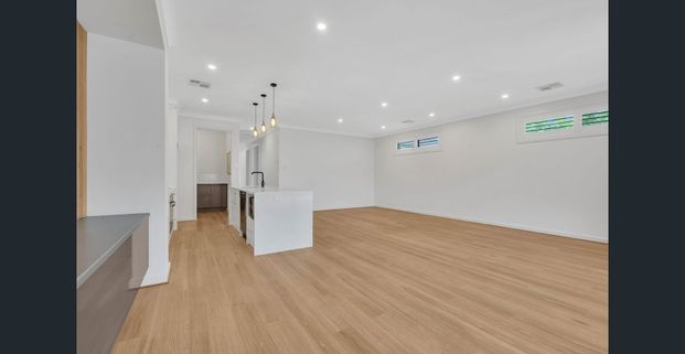 Stunning, Quality-Built 3-Bedroom Home with Study - Photo 1