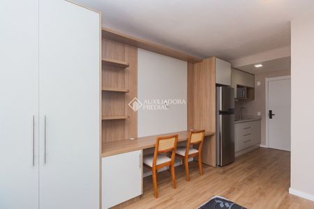 Loft com 1 quarto e 26m² para alugar em Passo da Areia, Porto Alegre. - Photo 3