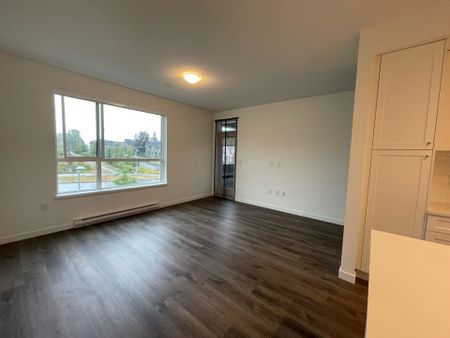 The Grove. Unit 210. Spacious Three Bedroom - Photo 5