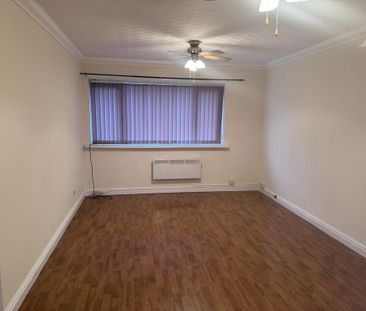 2 bedroom maisonette to rent - Photo 1