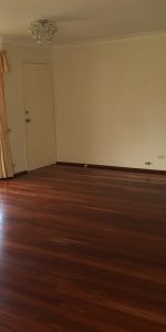 QUIET & CONVENIENT, 10 MIN'S WALK TO THE STATION !! - Photo 3