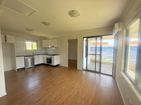 11a Park Street MEREWETHER NSW 2291 - Photo 5