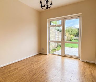 Park Street, Charlton, SN16 - Photo 1