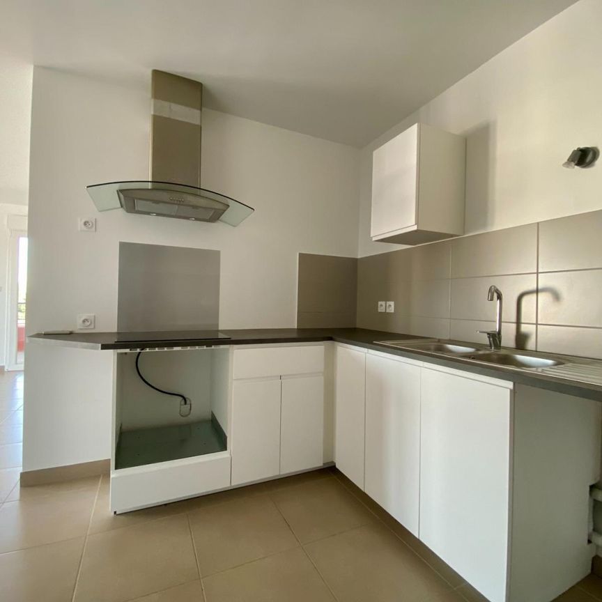 « LE PONTET - APPARTEMENT T3 76.18M² AVEC TERRASSE ET PARKING » - Photo 1