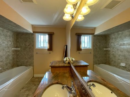 For Lease - 1163 Rosethorne Road Unit# Upper, Oakville, Ontario - Photo 3