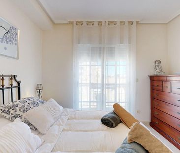 Casa o chalet de alquiler en Avenida Costa Blanca, Los Arenales del... - Photo 5