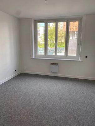 Location Appartement 3 pièces 69m² BOULOGNE SUR MER 62200 - Photo 1
