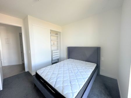 Apartment in Epsom - Photo 5