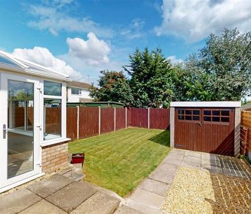 3 bedroom semi-detached house to rent - Photo 4