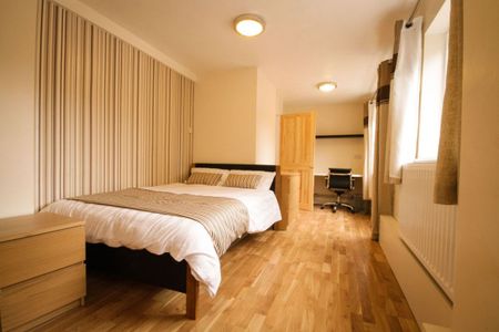 6 Radmoor RoadLoughborough - Photo 3