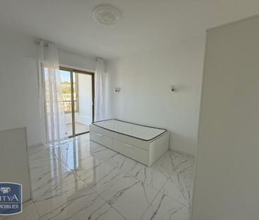 Location Appartement 3 pièces 68m² LE CANNET 06110 - Photo 3