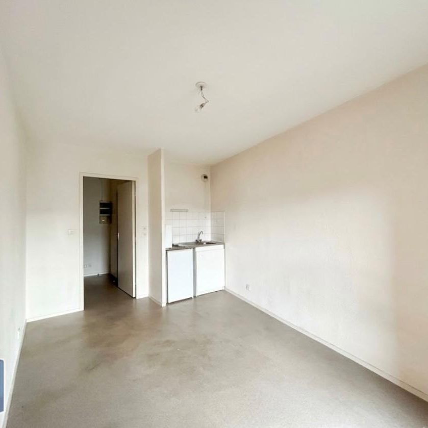 Location Appartement 1 pièce 17m² LE MANS 72000 - Photo 1
