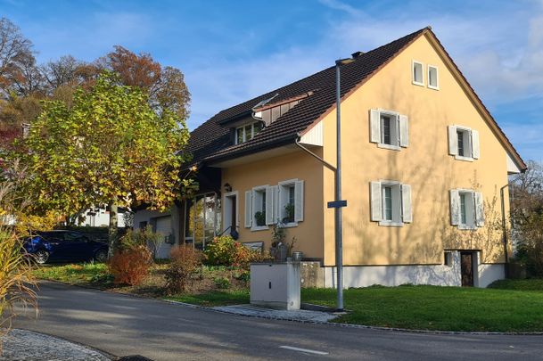 Charming 5.5-room single-family house with large garden in Kaisten - Photo 1