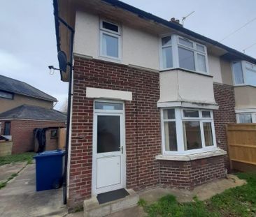 3 bedroom semi-detached house to rent - Photo 4
