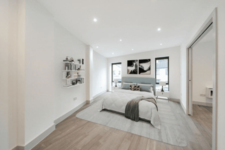 Norbury Crescent, London, SW16 - Photo 4