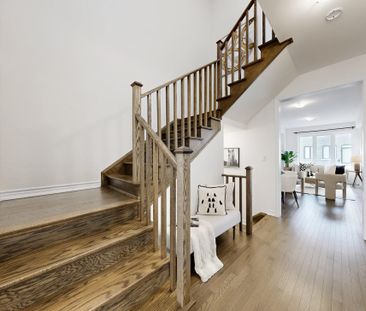 For Lease - 42 Blick Crescent, Aurora, Ontario - Photo 2