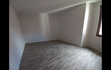 Location Appartement 2 pièces 48 m² La Châtre - Photo 5