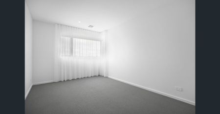 Stunning Four Bedroom With Amazing Views - Photo 2