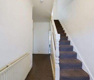 1 bedroom property to rent - Photo 2