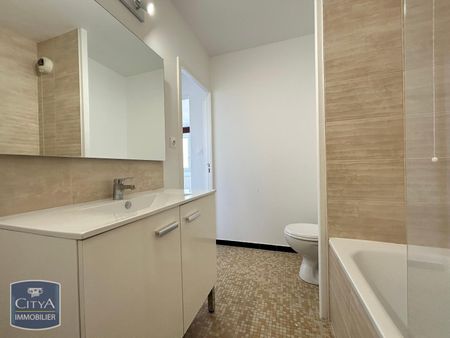 Location Appartement 2 pièces 47m² ST GENIS LAVAL 69230 - Photo 4