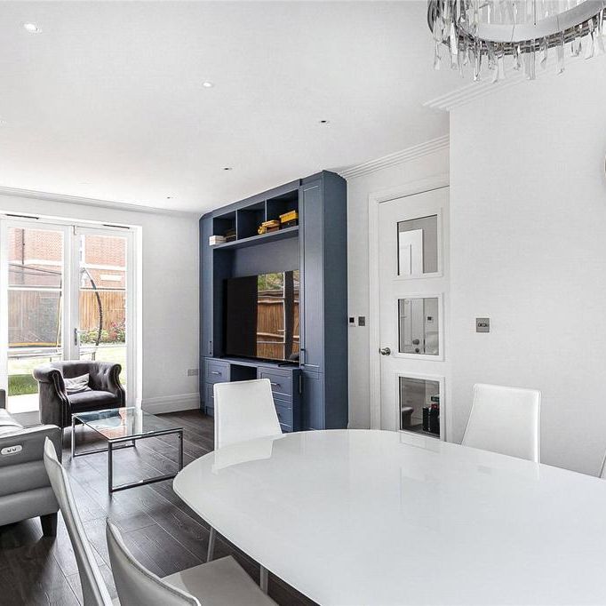 5 bedroom semi-detached house to rent - Photo 1