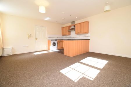 Cedar Apartments, Chaloner Grove, Wakefield - Photo 2