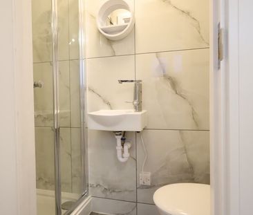 Studio Flat, Fawcett Estate London, SW15 - Photo 6