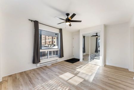 985 Kingsway Drive #7 - Photo 4