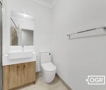 Modern Comfort in South Morang! - Photo 4