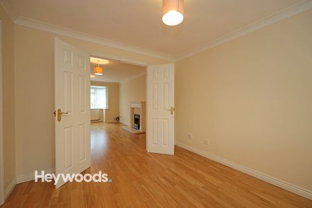 4 bed detached house to rent in Sophia Way, Bradwell, Newcastle - Photo 4