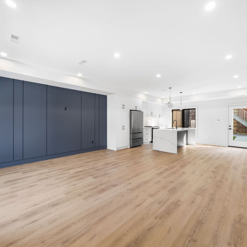 For Lease - 158 Dovercourt Road Unit# Laneway, Toronto, Ontario - Photo 1