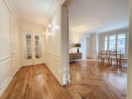 Tout savoir sur cet appartement dans le quartier Ecole Militaire, à Paris 7ème - Photo 5