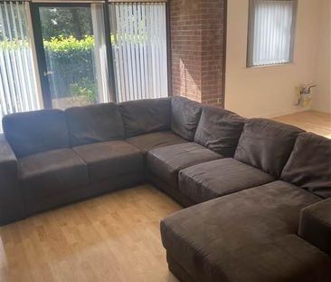 8 Balmoral Court, Finaghy, Belfast, BT9 7GR - Photo 1