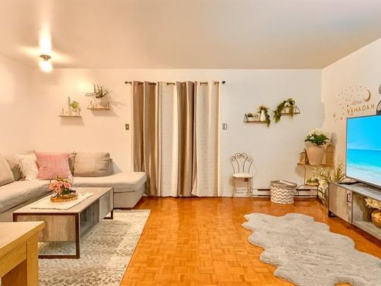 9010 Boul. Langelier - Photo 1