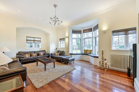 6 bedroom detached house to rent - Photo 4