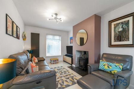 21 Ardmore Avenue, Finaghy Road North, - Photo 3