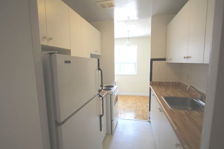 Lu Ray Apartments - Photo 4