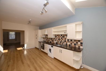 4 Brownlow Terrace, Lurgan, BT67 9DA - Photo 3