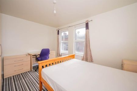 157 Dunluce Avenue, Belfast, BT9 7AX - Photo 5