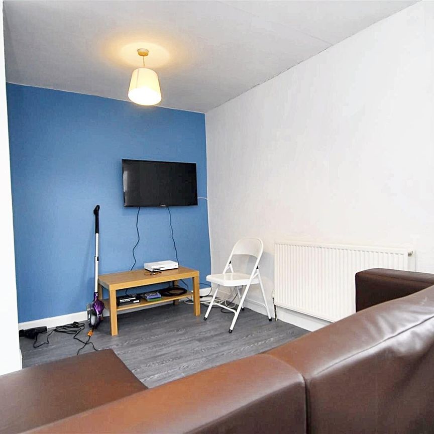 Hill Park Crescent, Flat 3, Plymouth - Photo 1