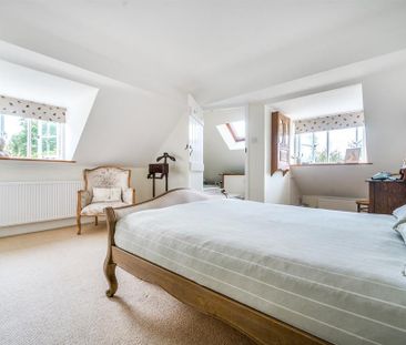 3 bedroom detached house to rent - Photo 2