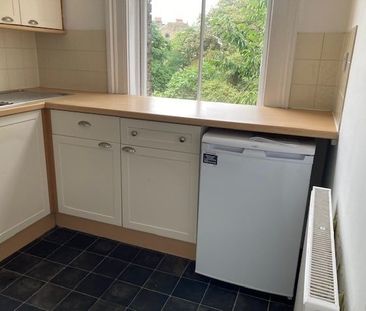 Studio Flat, Talbot Place, SE3 - Photo 4