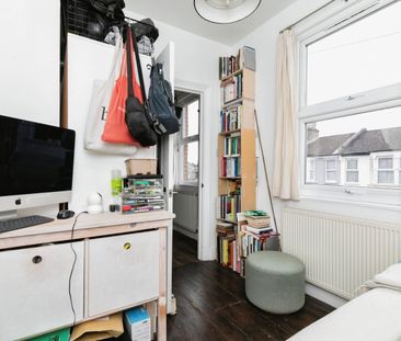 2 Bed Flat, Myrtle Road, E17 - Photo 6
