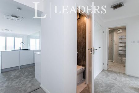 2 bedroom apartment to rent - Photo 5