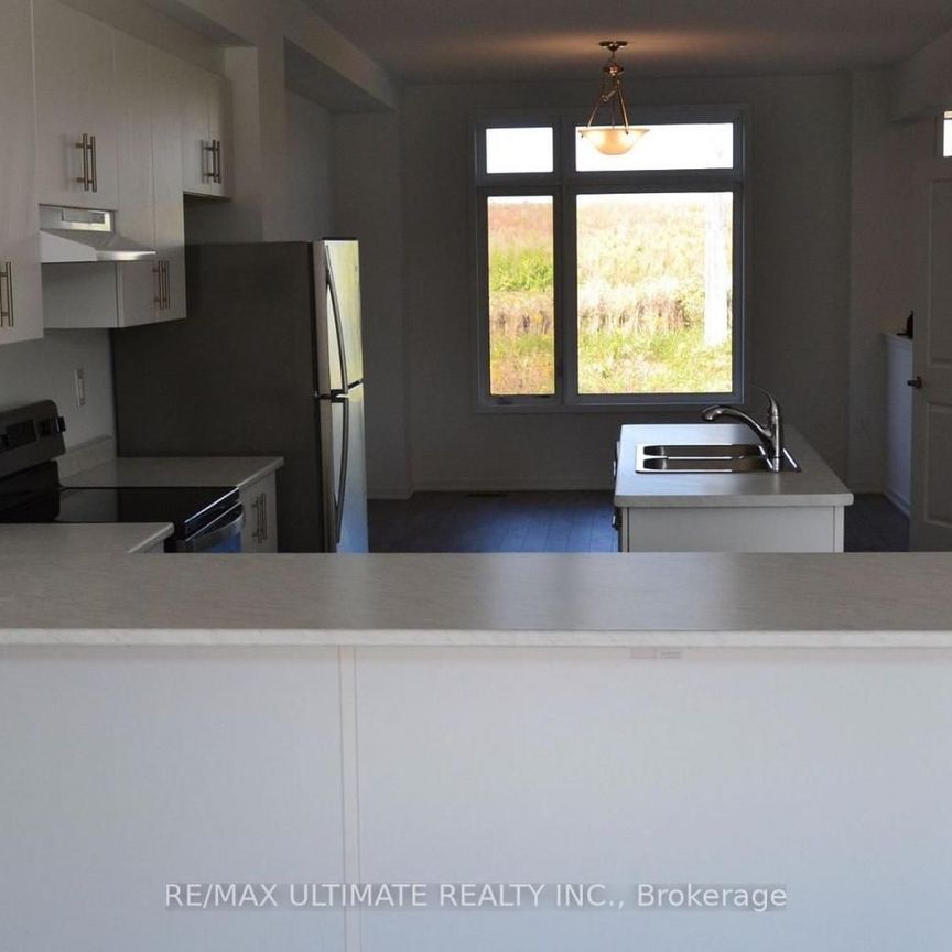 For Lease - 795 Heathrow Path Road, Oshawa, Ontario - Photo 1