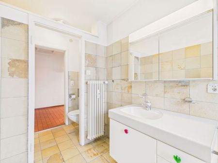 Generous 5.5-room apartment in Allschwil 24 months limited until 31.07.2027 - Photo 5