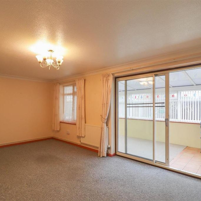 2 bedroom house to rent - Photo 1