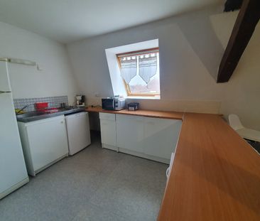 Location Appartement 2 pièces 53m² HAUSSY 59294 - Photo 3