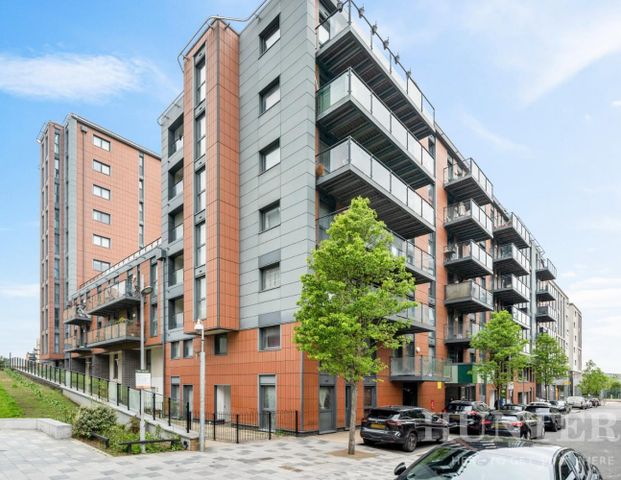 2 bedroom Flat To Let Total Size: 776 SQ FT - Photo 1